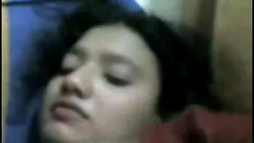 লিটল গিশা তার চোদাচুদির ভিডিও বাংলা সুস্বাদু শরীরকে মাস্টারের কাছে পরিবেশন করে